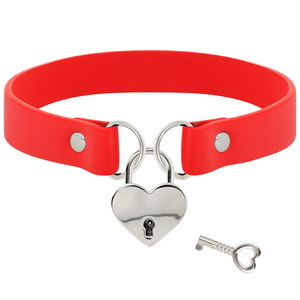 COQUETTE CHIC DESIRE - COLLAR DE PIEL VEGANA ROJA CON ACCESORIO DE CORAZÓN CON LLAVE